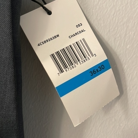 MEN’S Perry Ellis portfolio travel luxe 36 x 30 bundle of two pair NWT - Picture 6 of 8